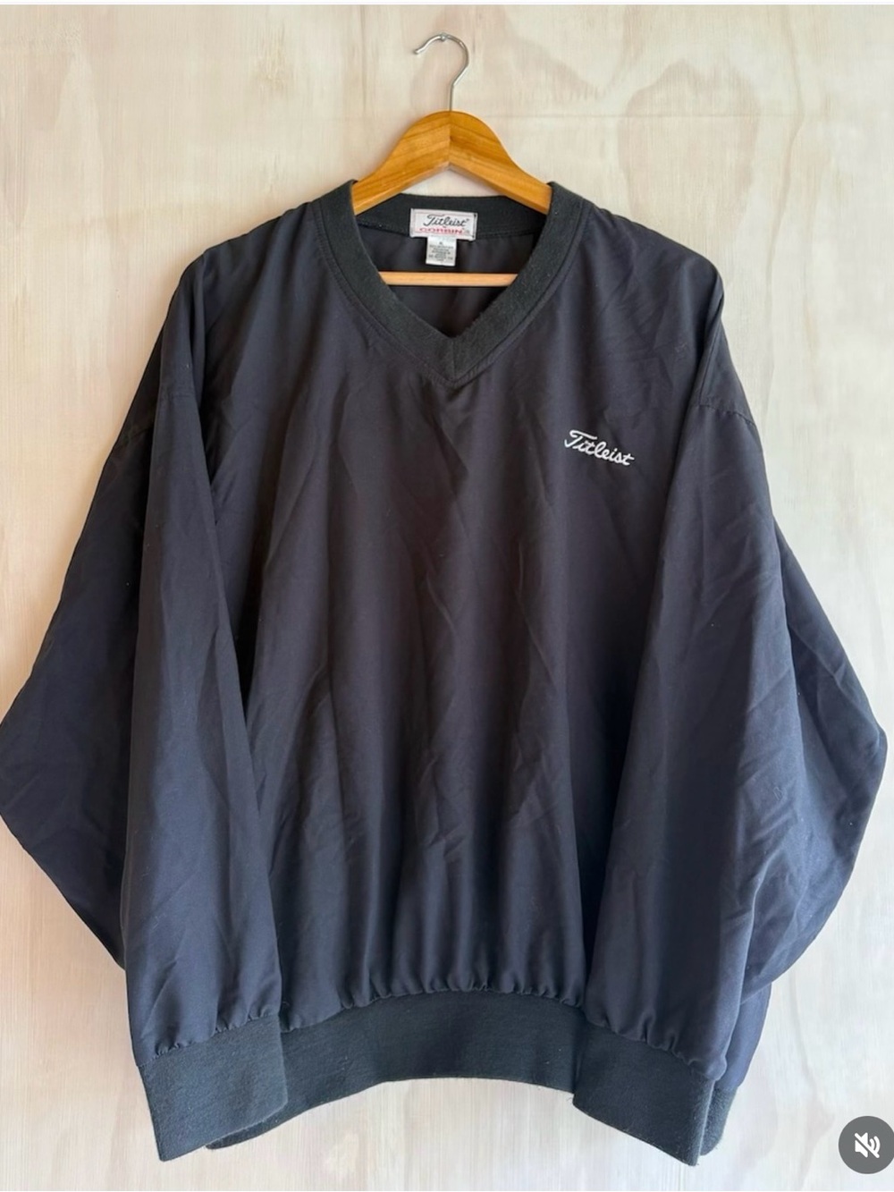Vintage Titleist Black V-Neck Golf Windbreaker